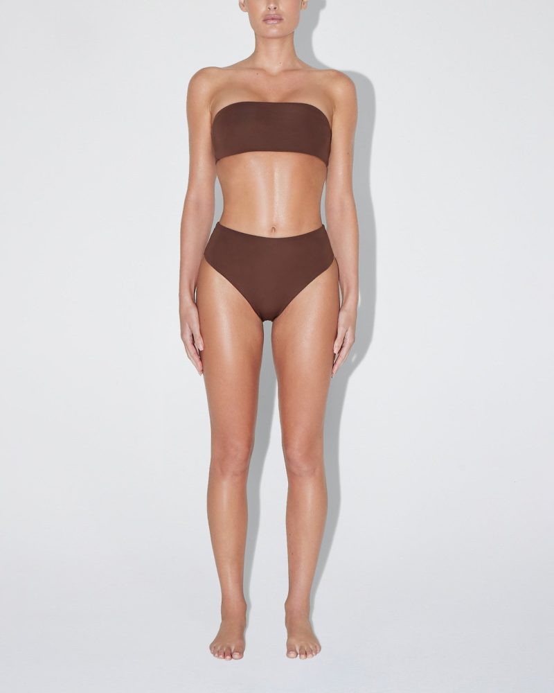 MADISON SWIM KS24 0004 F017 BROWN KS24 1007 F017 BROWN 0007copy c536227f c41e 4eb6 8b29 30c4c4ab9fc8