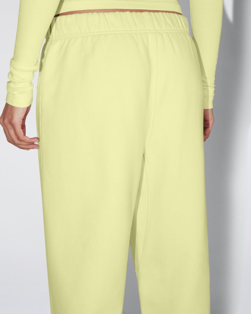 NATALIE JOGGER ECRU RIB LONG SLEEVE FITTED TEE LIMONCELLO 0015