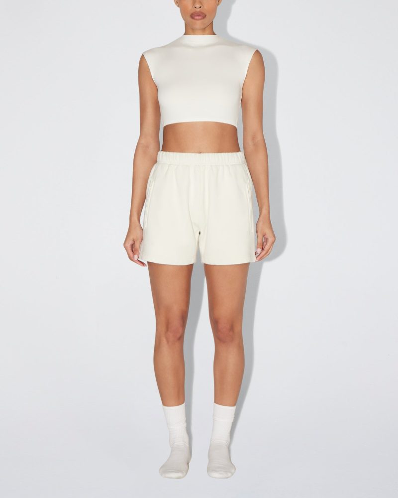 NATALIE SHORTS LONGER ECRU MICRO TEE ECRU 0003