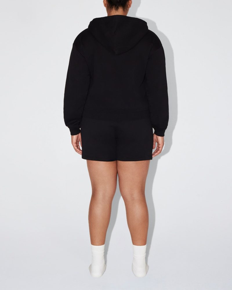 SOPHIA SHORTS LONGER BLACK ZIP HOODIE BLACK 0019