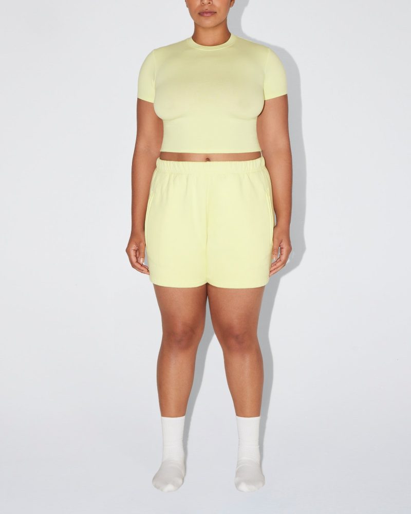 SOPHIA SHORTS LONGER LIMONCELLO BABY TEE LIMONCELLO 0001