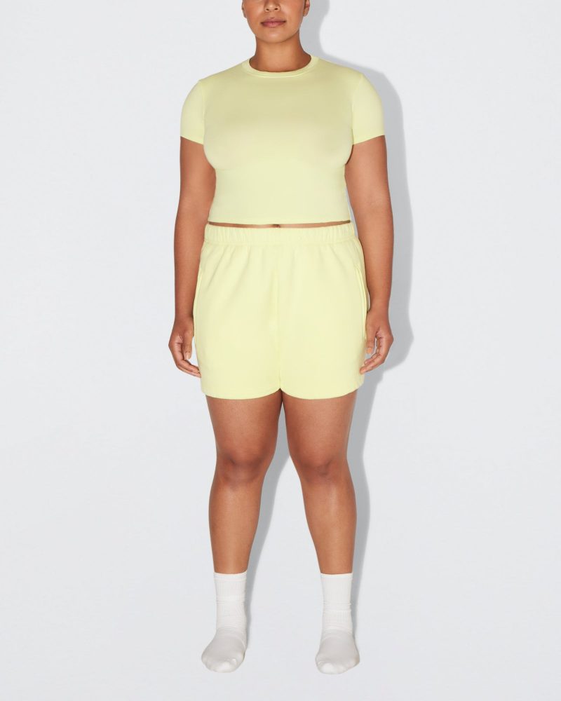 SOPHIA SHORTS LONGER LIMONCELLO STANDARD TEE LIMONCELLO 0003 f6a60cbb 10b4 47bb 9082 1b86fc680868